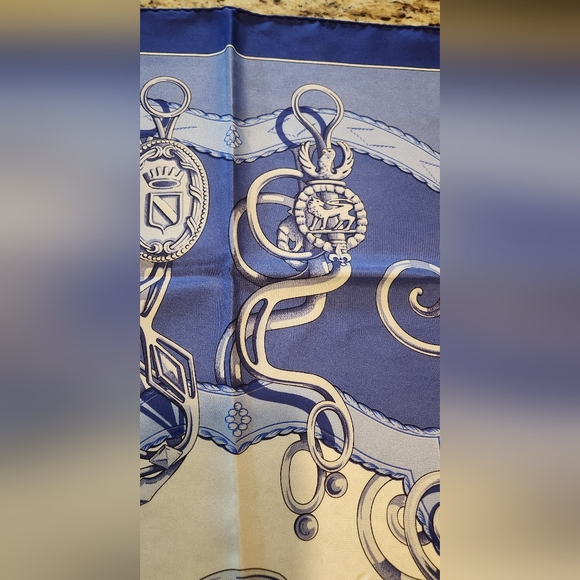 Blue and White Patterned Scarf - Picture 6 of 8